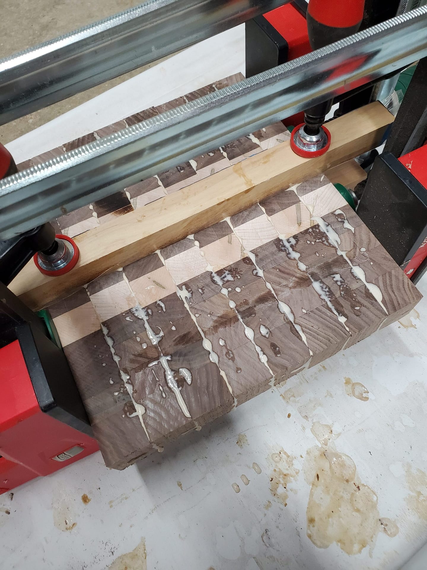 Endgrain cutting board gluing